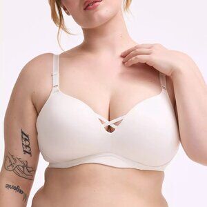 Torrid Curve Women's White Bra 360 Back Smoothing Wire Free Push Up Plunge 42DDD